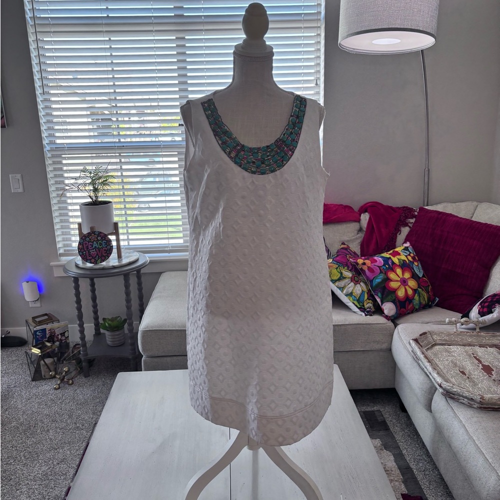 Ronni Nicole Elegant White Garment